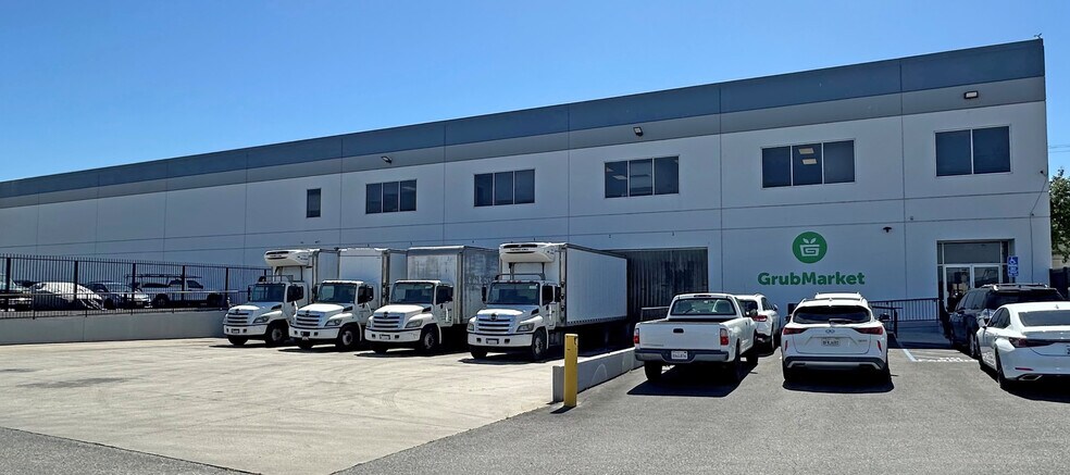 More Photos Of 2590 Harriet St, Vernon Warehouse For Sale