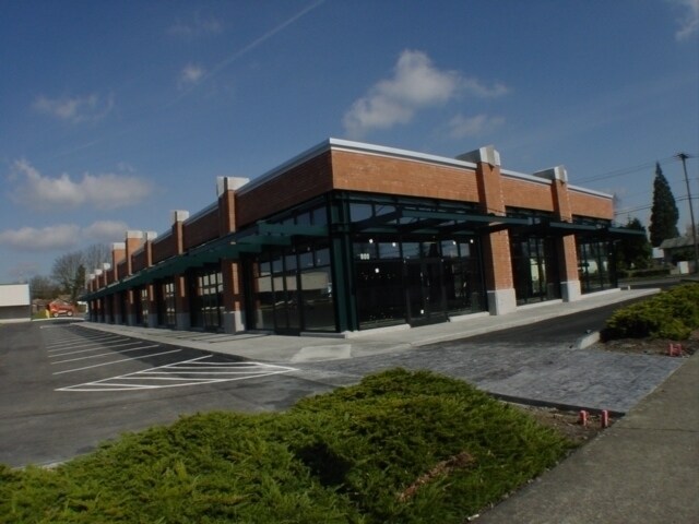 More Photos Of 800 W Fourth Plain Blvd, Vancouver General Retail For Lease