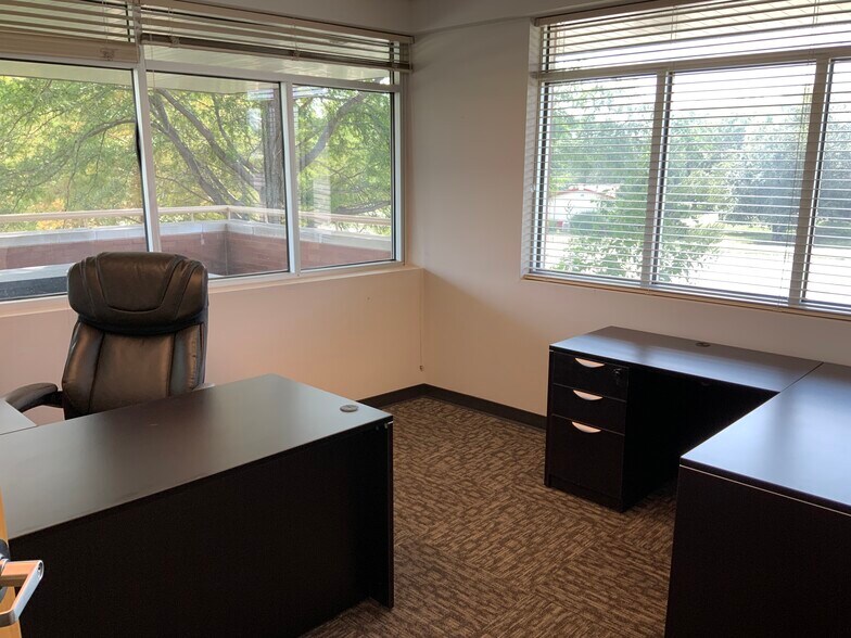 More Photos Of 4501 S 86th St, Lincoln Office For Lease