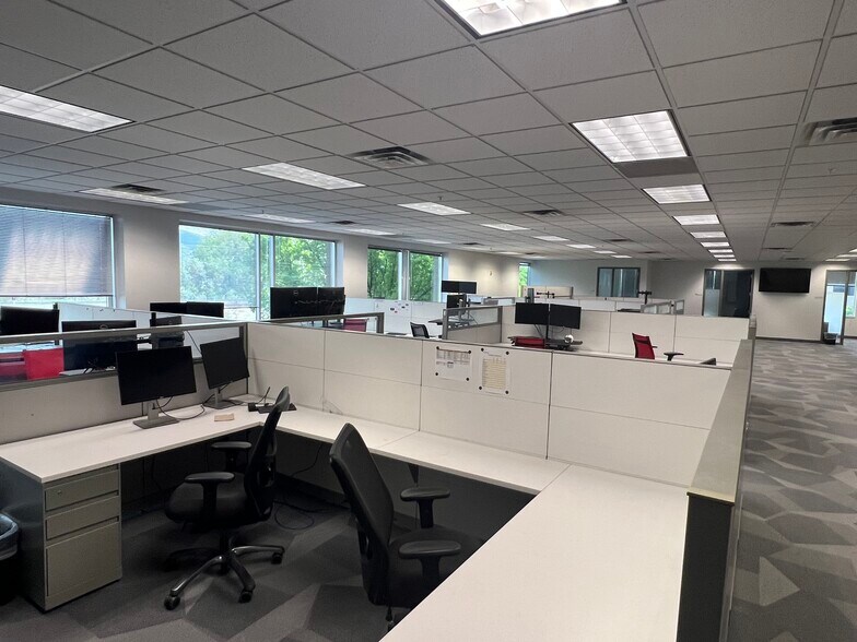 More Photos Of 10619 S Jordan Gtwy, South Jordan Office For Lease