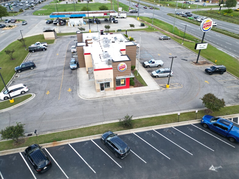 More Photos Of 14637 Highway 231 431 N, Hazel Green Fast Food For Sale