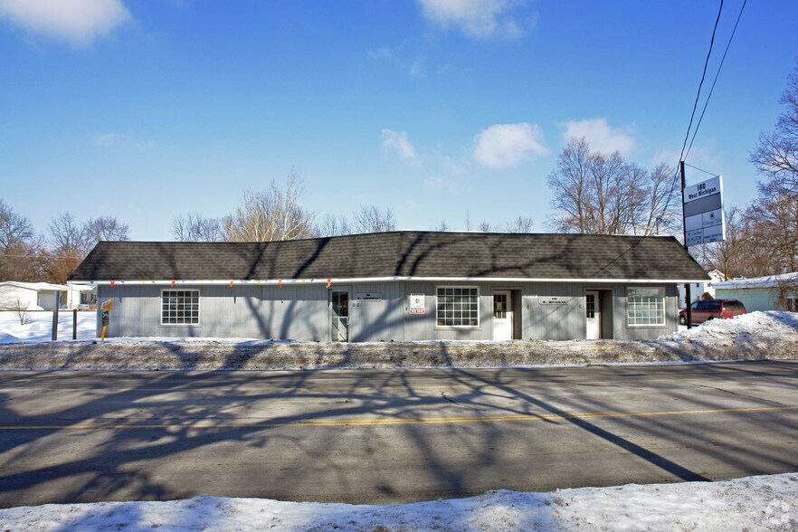 More Photos Of 180 W Michigan Ave, Galesburg Storefront Retail Office For Sale