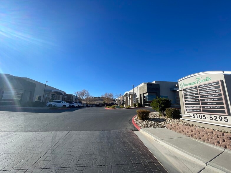 More Photos Of 5225 S Durango Dr, Las Vegas Medical For Lease