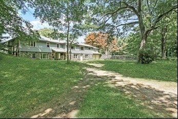 More Photos Of 538 Hartford Tpke, Shrewsbury Showroom For Sale