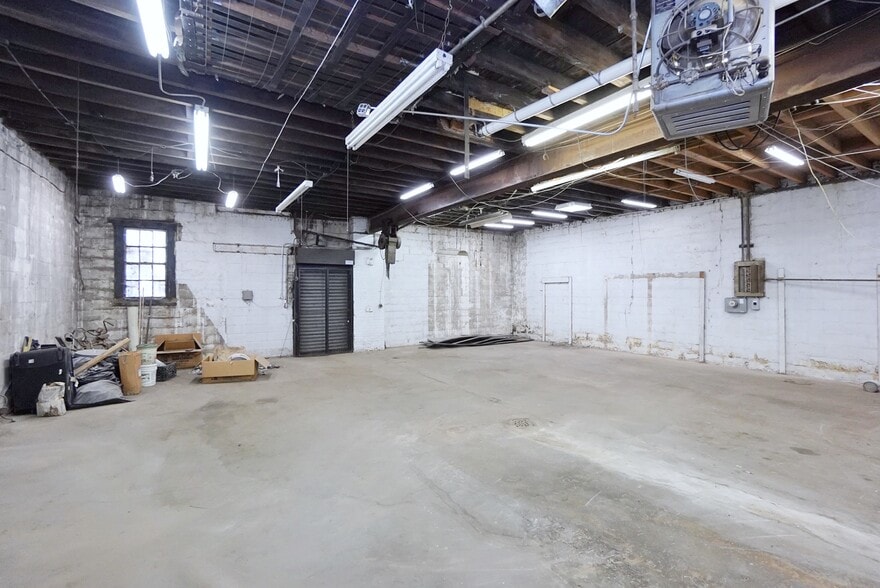 More Photos Of 1227 60th St, Brooklyn Warehouse For Sale