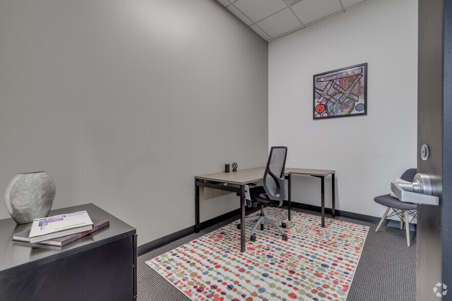 More Photos Of 8211 E Regal Pl, Tulsa Coworking Space