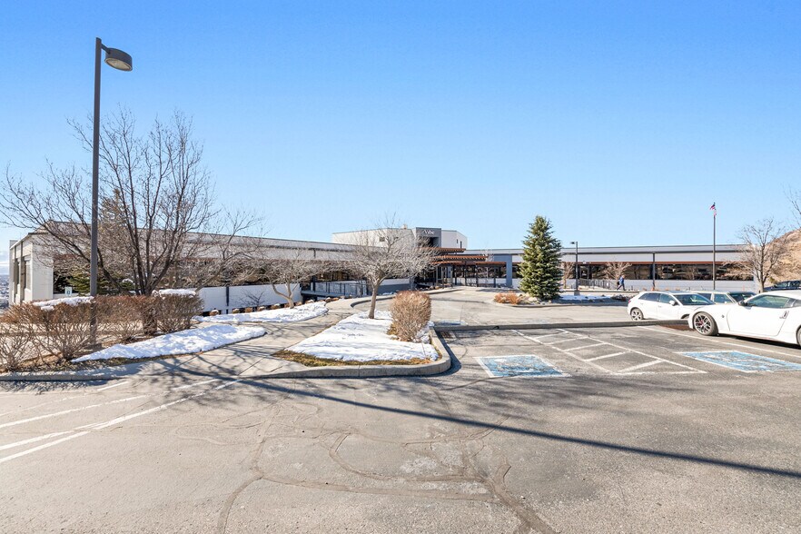 More Photos Of 6440 S Wasatch Blvd, Salt Lake City Office For Lease