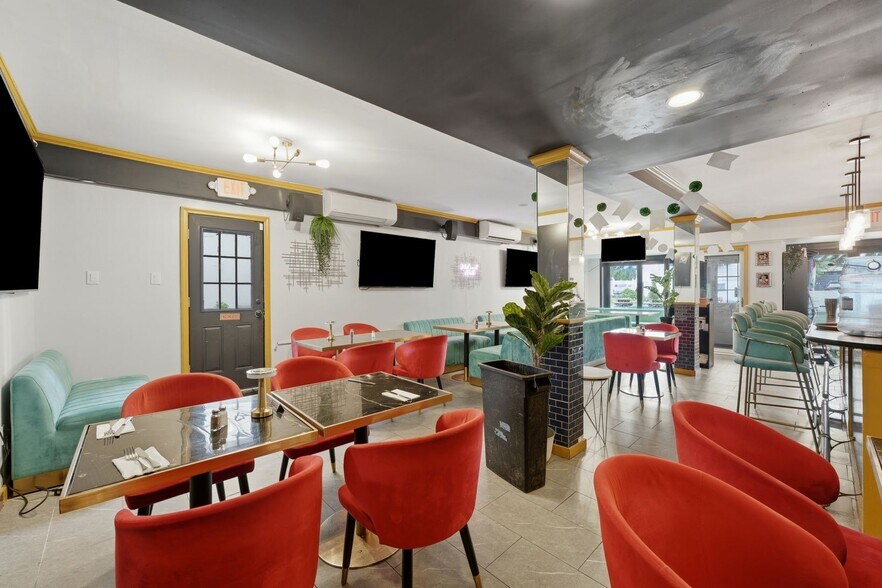 More Photos Of 35 Moonachie Rd, Moonachie Storefront Retail Residential For Sale