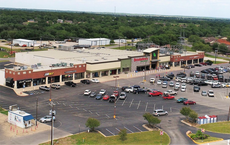 More Photos Of 501 E Highway 199, Springtown Supermarket For Lease