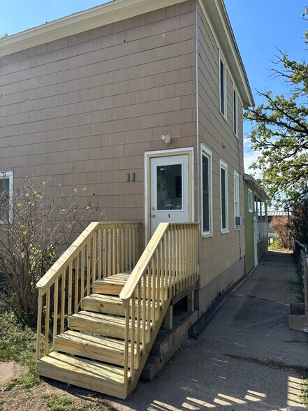 More Photos Of 11 3rd Ave S, Sauk Rapids Apartments For Sale