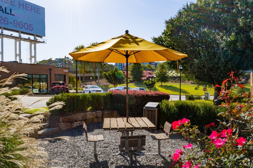 More Photos Of 430 Plasters Ave NE, Atlanta Unknown For Lease