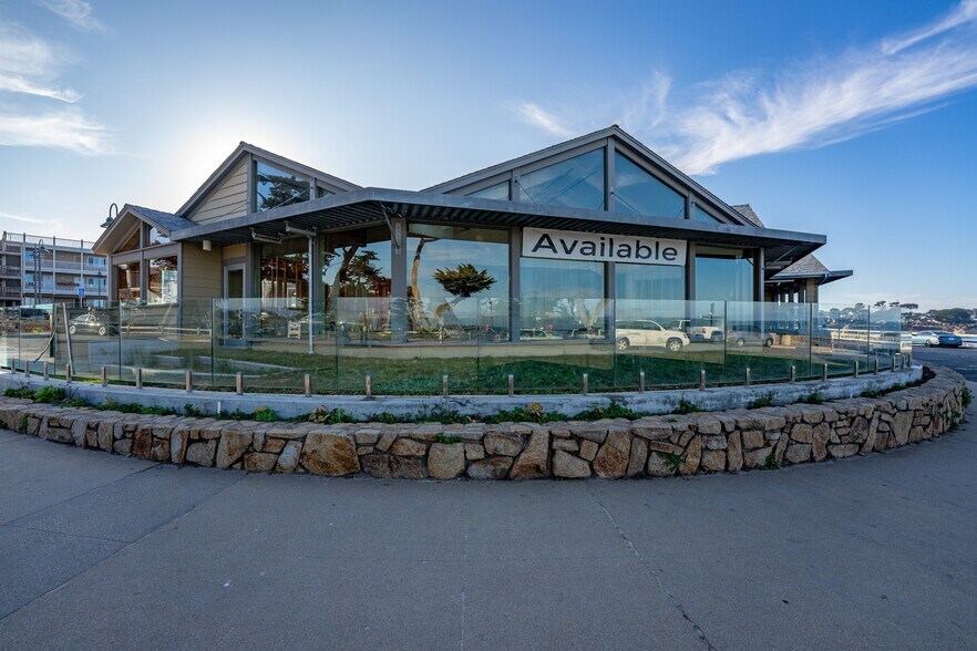 More Photos Of 631 Ocean View Blvd, Pacific Grove Restaurant For Lease