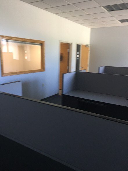 More Photos Of 1728-1730 Route 30, Clinton Warehouse For Lease