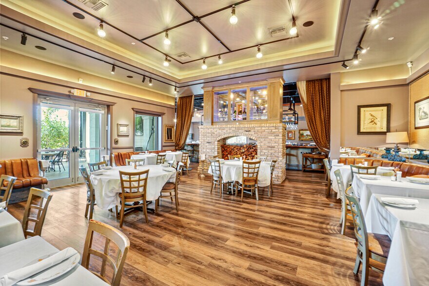 More Photos Of 10431 SE Federal Hwy, Hobe Sound Restaurant For Lease