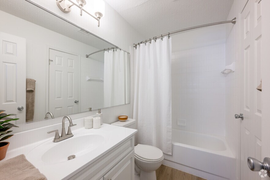More Photos Of 100 Elena St, Cranston Apartments For Sale