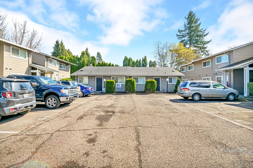 More Photos Of 17726 SE Division St, Portland Apartments For Sale