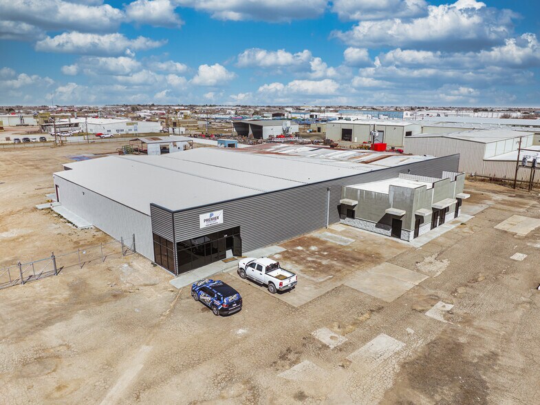 More Photos Of 2400 Steven Rd, Odessa Warehouse For Sale