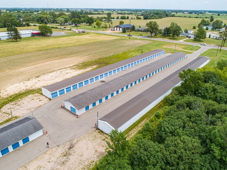 More Photos Of 1067 N Mission Rd, Mount Pleasant Self Storage For Sale