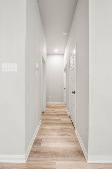 More Photos Of 4020 Centerfire, Waco Apartments For Sale
