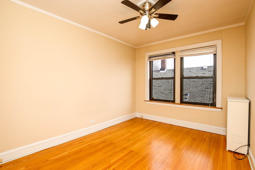 More Photos Of 3751 N Marshfield Ave, Chicago Apartments For Sale