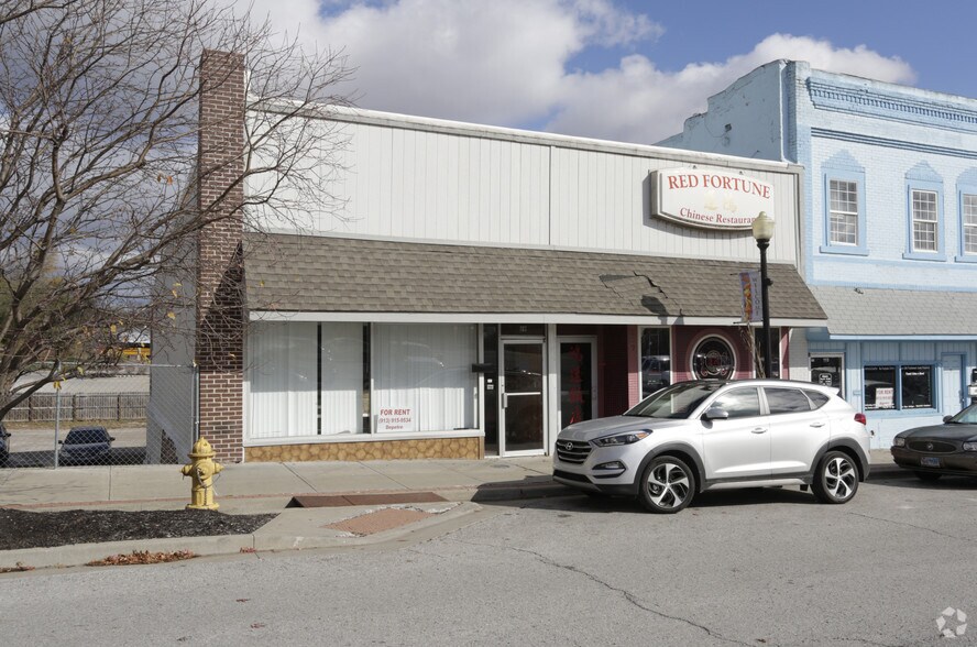 Primary Photo Of 117-119 Oak St, Bonner Springs Storefront For Sale