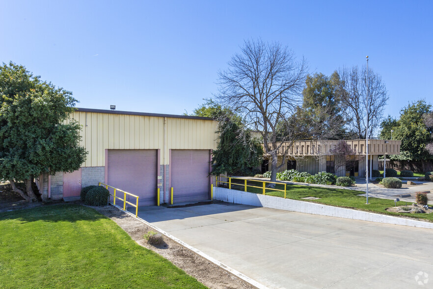 Primary Photo Of 1485 Curtis Ave, Reedley Manufacturing For Lease