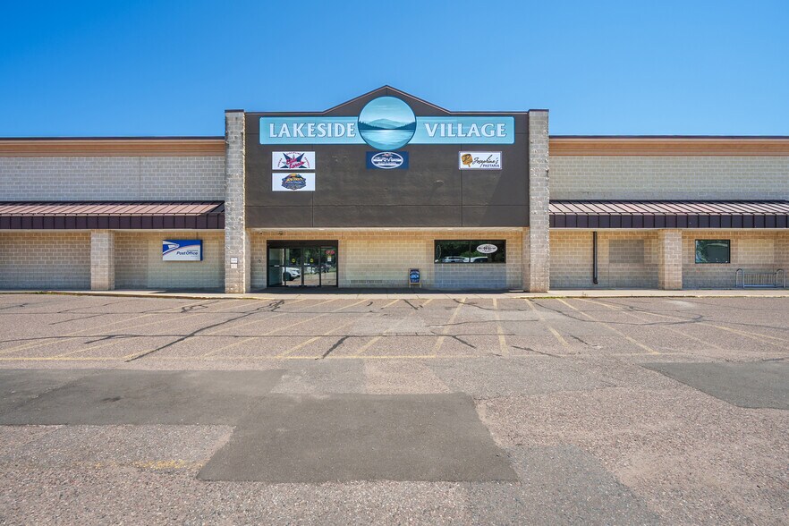 Primary Photo Of 17158 County Highway J, Chippewa Falls Supermarket For Lease