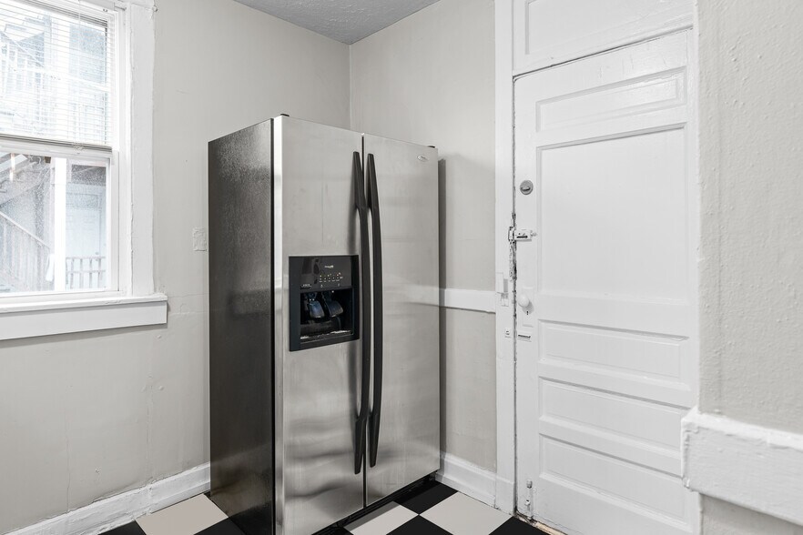 More Photos Of 4245-4247 Harrison St, Kansas City Apartments For Sale