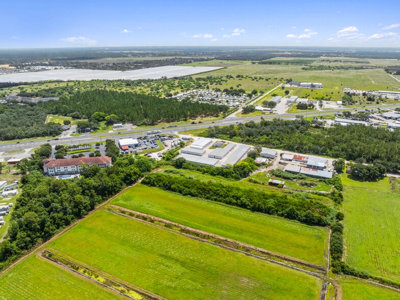 More Photos Of 107 Caladium Row, Sebring Self Storage For Sale