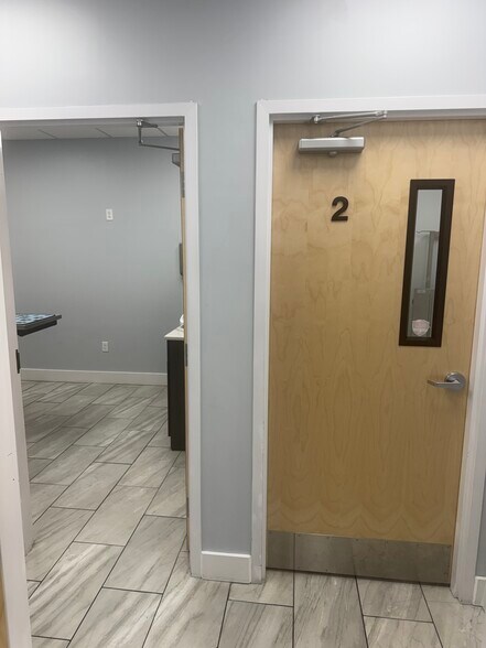 More Photos Of 7 Cuthbert Blvd, Oaklyn Office For Sale