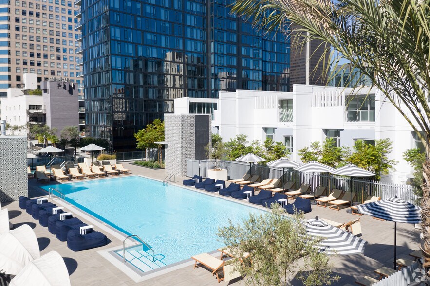 More Photos Of 825 S Hill St, Los Angeles Apartments For Lease
