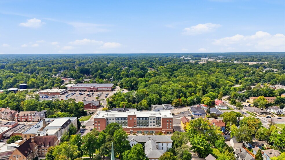 More Photos Of 98-118 Front St, Berea Dormitory For Lease