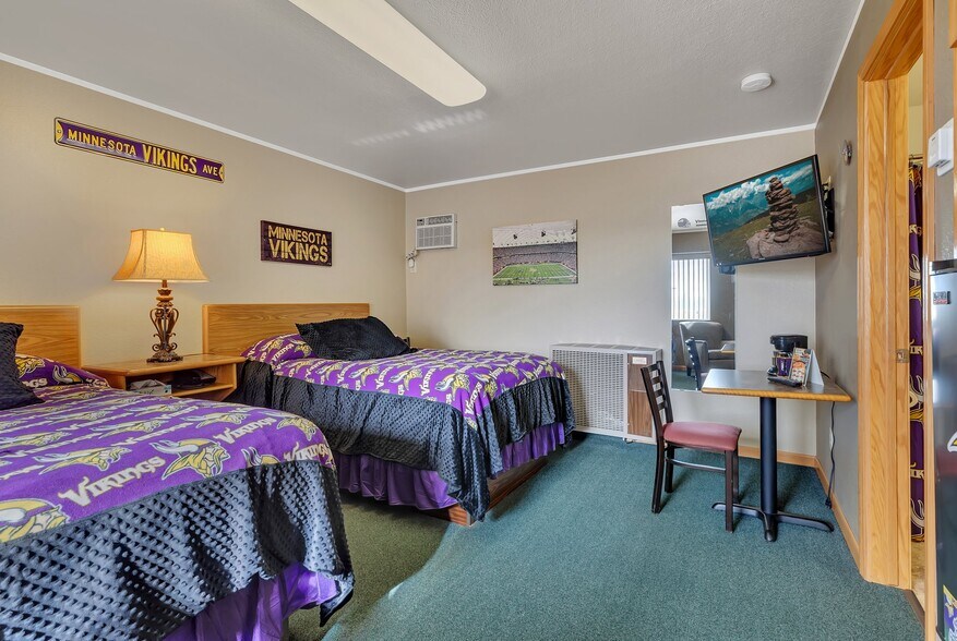 More Photos Of 720 Highway 10, Saint Cloud Hospitality For Sale