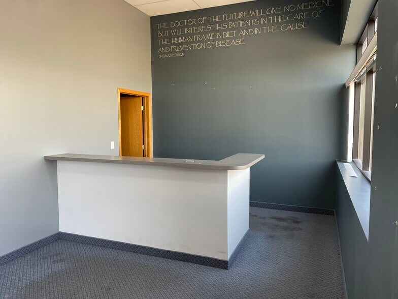 More Photos Of 2214-2222 Highway 10, Mounds View Storefront Retail Office For Lease