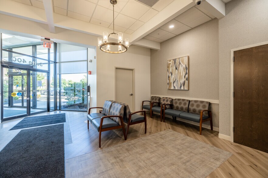 More Photos Of 500 Canal View Blvd, Rochester Unknown For Lease