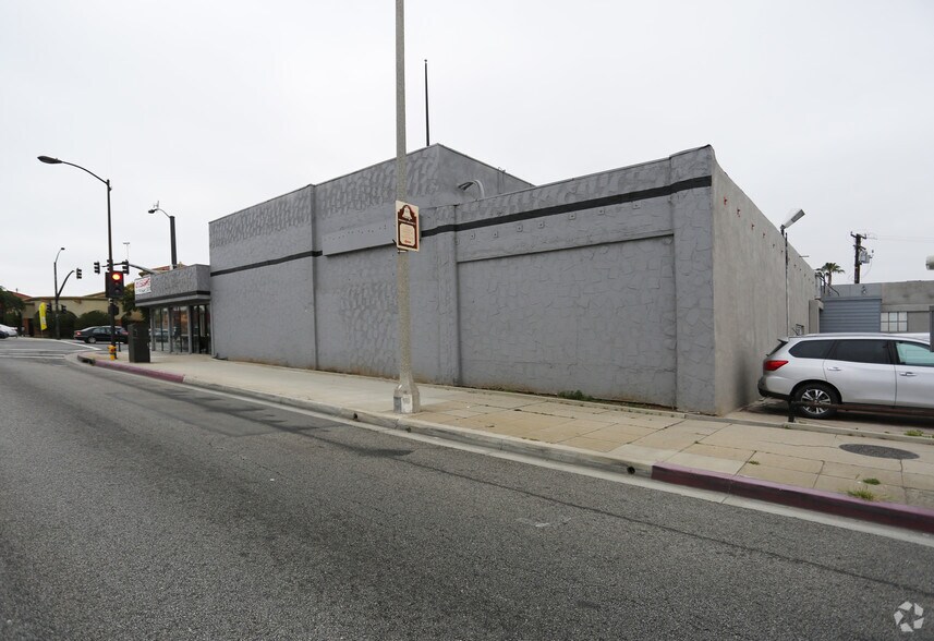 More Photos Of 100 S San Gabriel Blvd, San Gabriel Warehouse For Lease