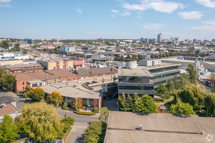 More Photos Of 401 Garbally Rd, Victoria Office For Lease
