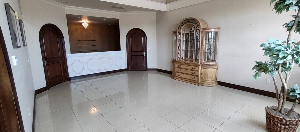 More Photos Of 4450 Union St, Johnstown Medical For Sale