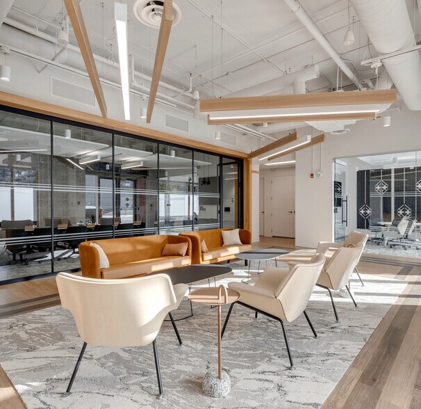 More Photos Of 838 11 Av SW, Calgary Office For Lease