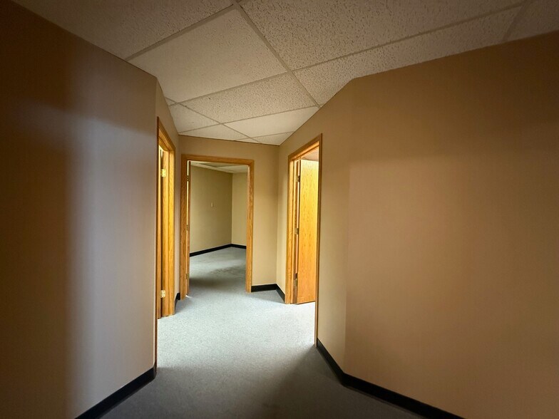 More Photos Of 2312 S Meridian St, Wichita Unknown For Lease