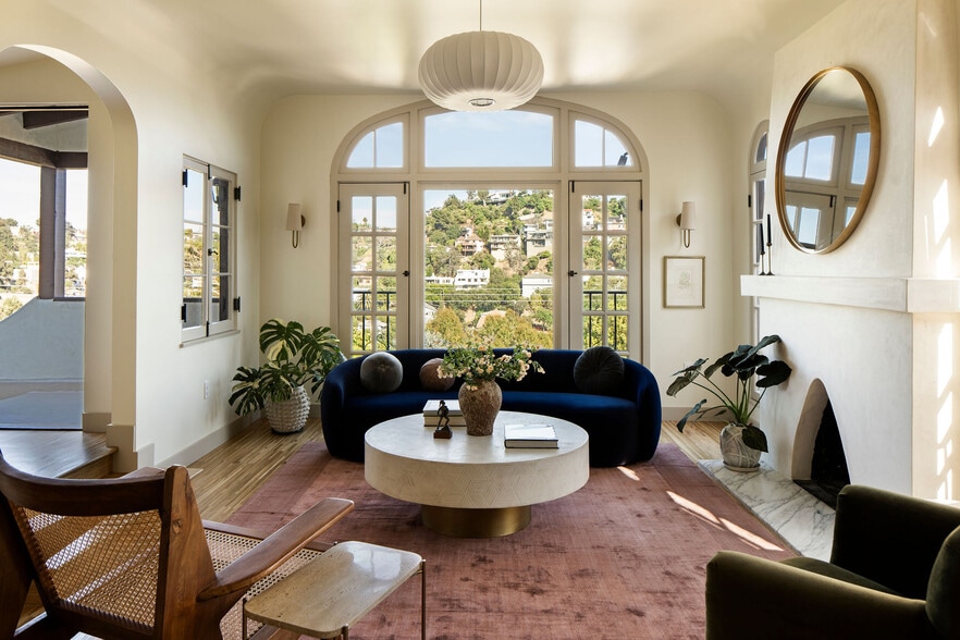 More Photos Of 1825 Redesdale Ave, Los Angeles Multifamily For Sale