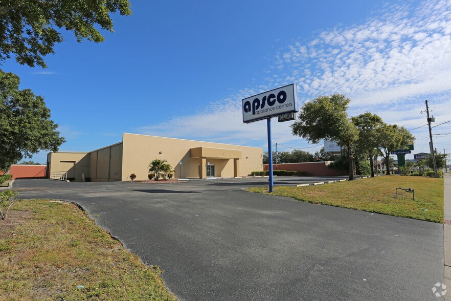 More Photos Of 2533 22nd Ave N, Saint Petersburg Freestanding For Lease