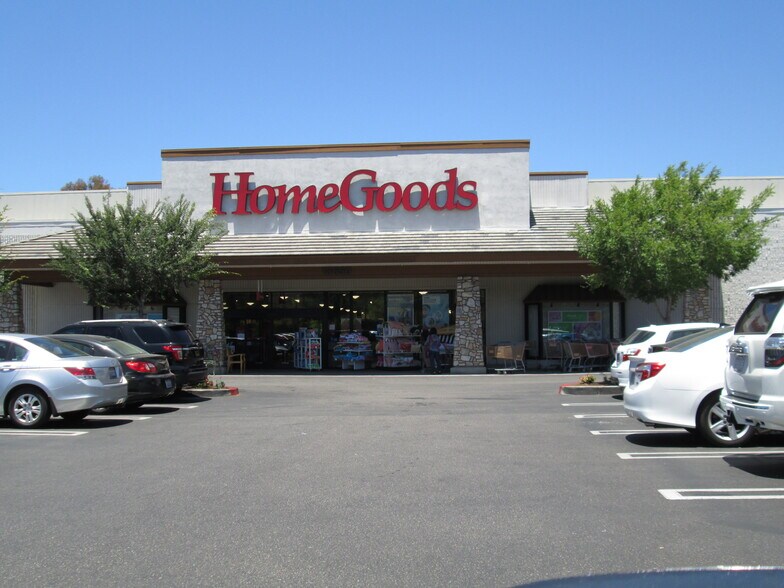 More Photos Of 13616-13654 Poway Rd, Poway Unknown For Lease