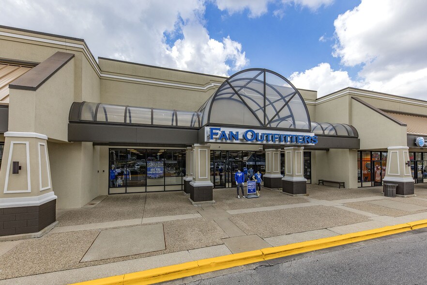 More Photos Of 4101-4191 Tates Creek Centre Dr, Lexington Unknown For Lease