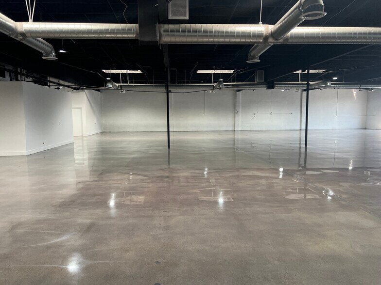 More Photos Of 3316-3318 Burton Ave, Burbank Warehouse For Sale