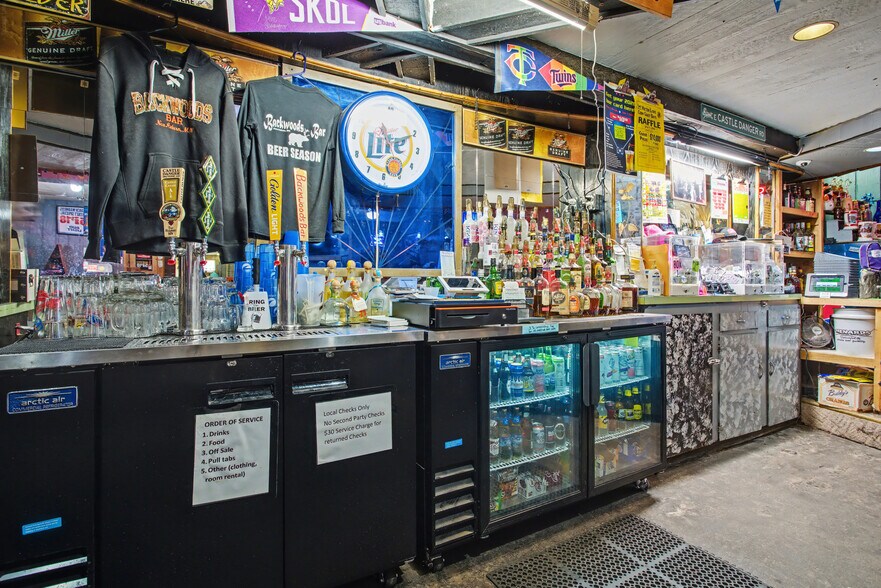 More Photos Of 7540 5th St, New Auburn Bar For Sale