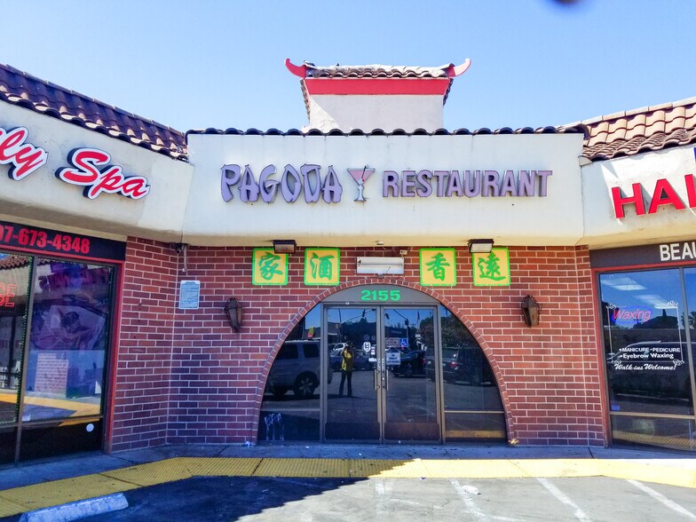 More Photos Of 2147-2159 N Texas St, Fairfield Restaurant For Lease