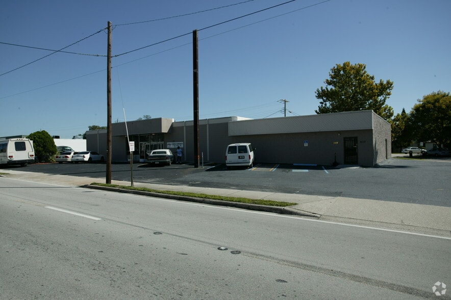 More Photos Of 813 N Lake Parker Ave, Lakeland Freestanding For Lease