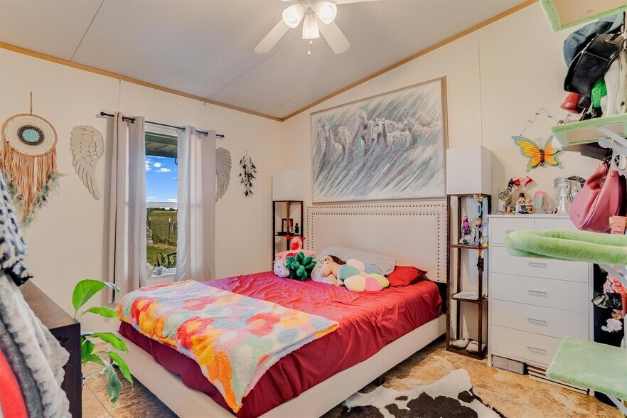 More Photos Of 3007 County Road 303, Jarrell Land For Sale