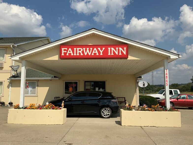 Primary Photo Of 14845 State Road 156, Florence Hotel For Sale